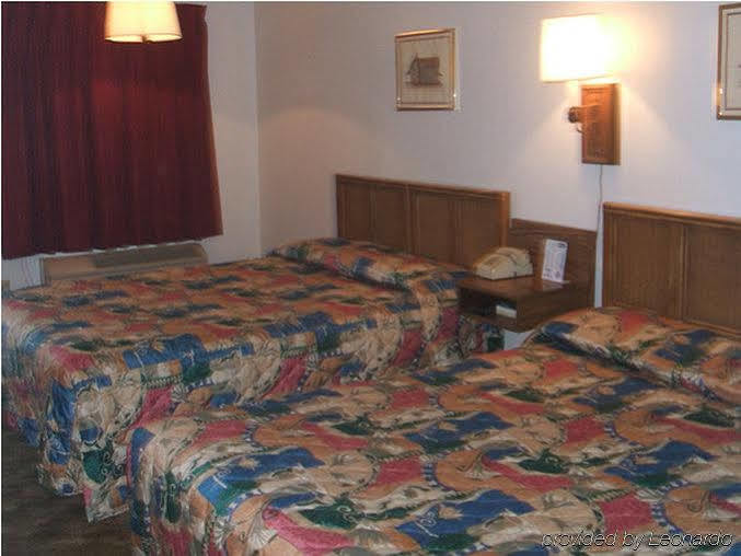 Scottish Inns Motel - Osage Beach Phòng bức ảnh